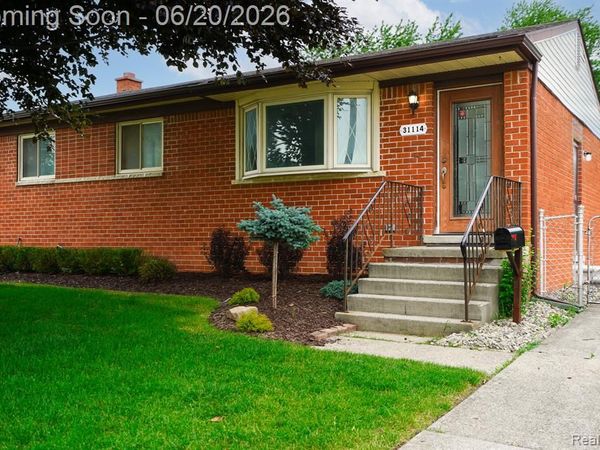31114 Balmoral Street , Garden City, MI 48135