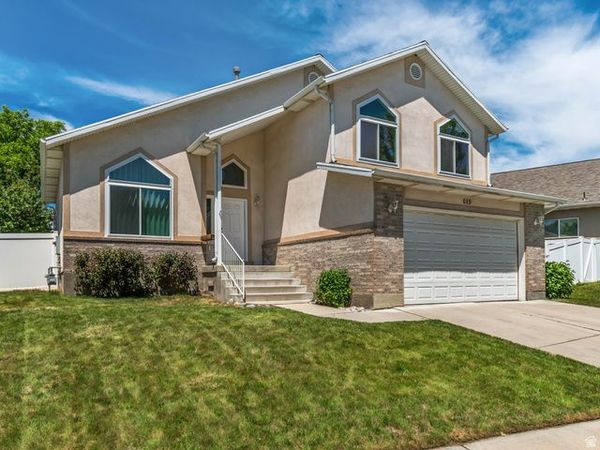 689 N RIVERWALK DR E, American Fork, UT 84003