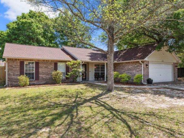 425 Whirlaway Court, Crestview, FL 32539