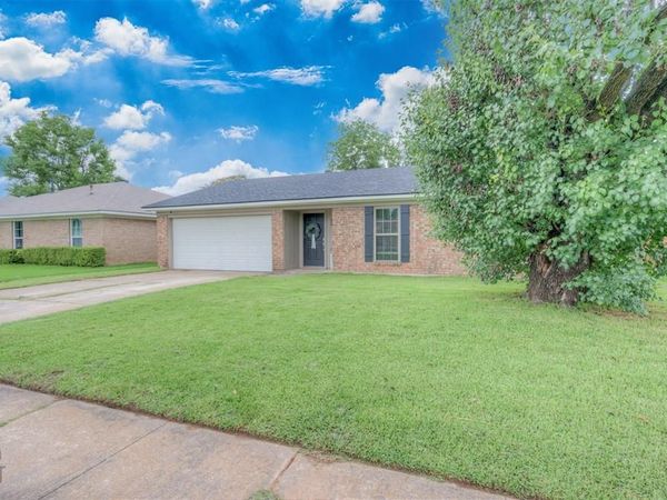 4719 General Ewell Drive , Bossier City, LA 71112