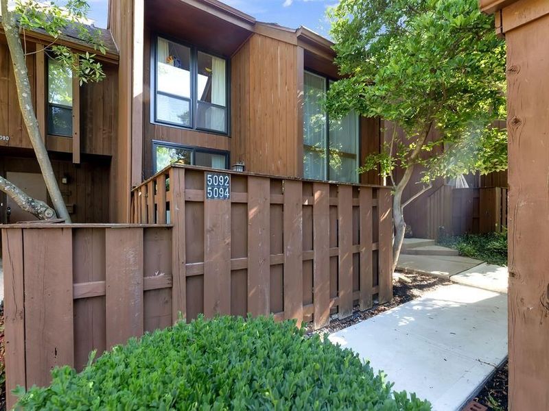 5092 Grasshopper Lane, Unit 4, Westerville, OH 43081 Photo 2