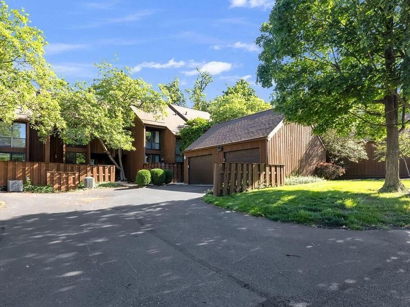 5092 Grasshopper Lane, Unit 4, Westerville, OH 43081 Photo 4