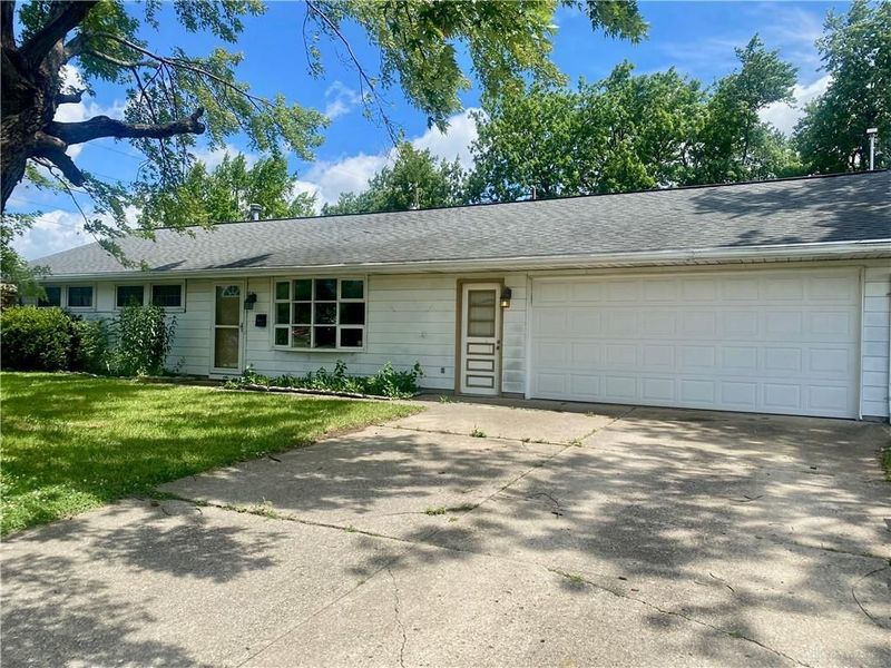 311 Skyview Drive, Vandalia, OH 45377 Photo 2