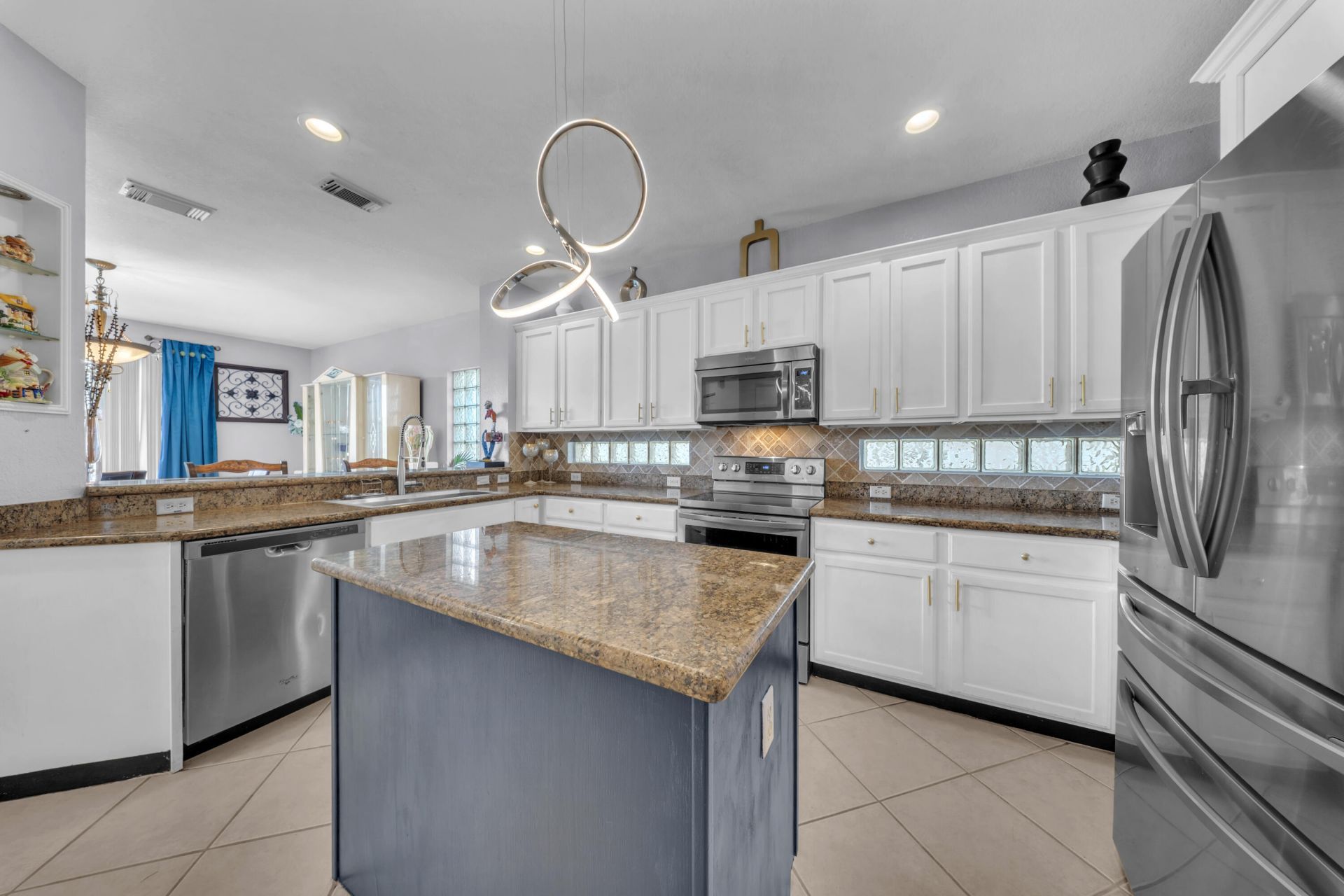 726 Gazetta Way, West Palm Beach, FL 33413 Photo