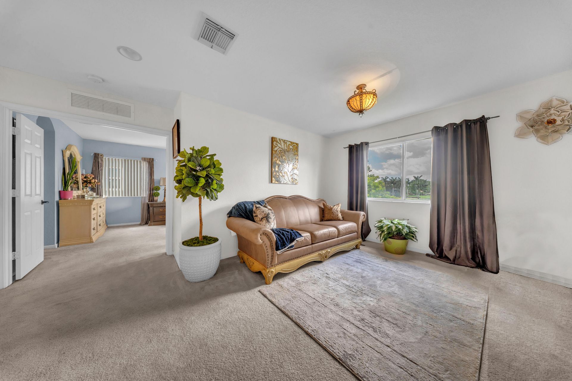 726 Gazetta Way, West Palm Beach, FL 33413 Photo