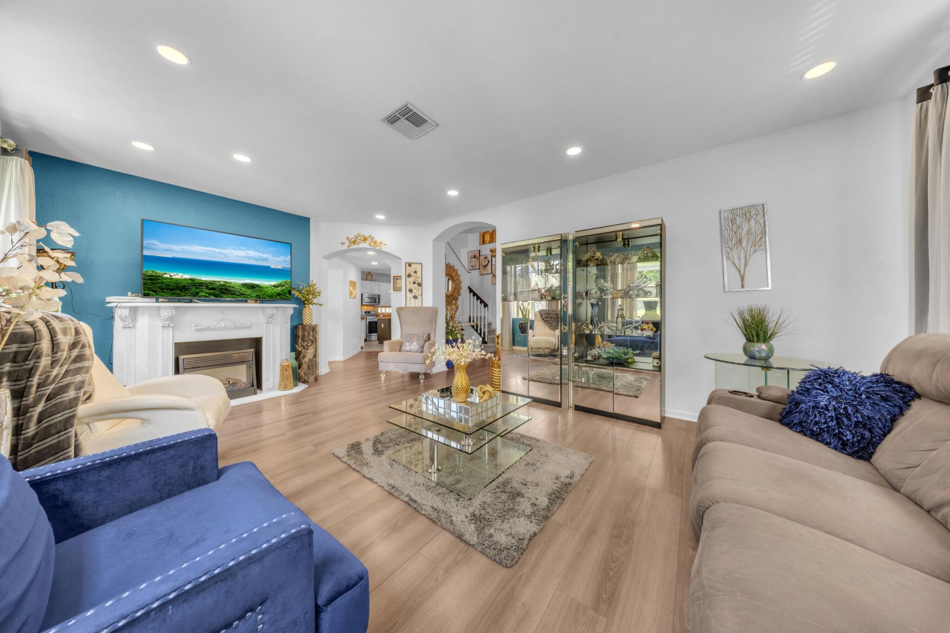 726 Gazetta Way, West Palm Beach, FL 33413 Photo