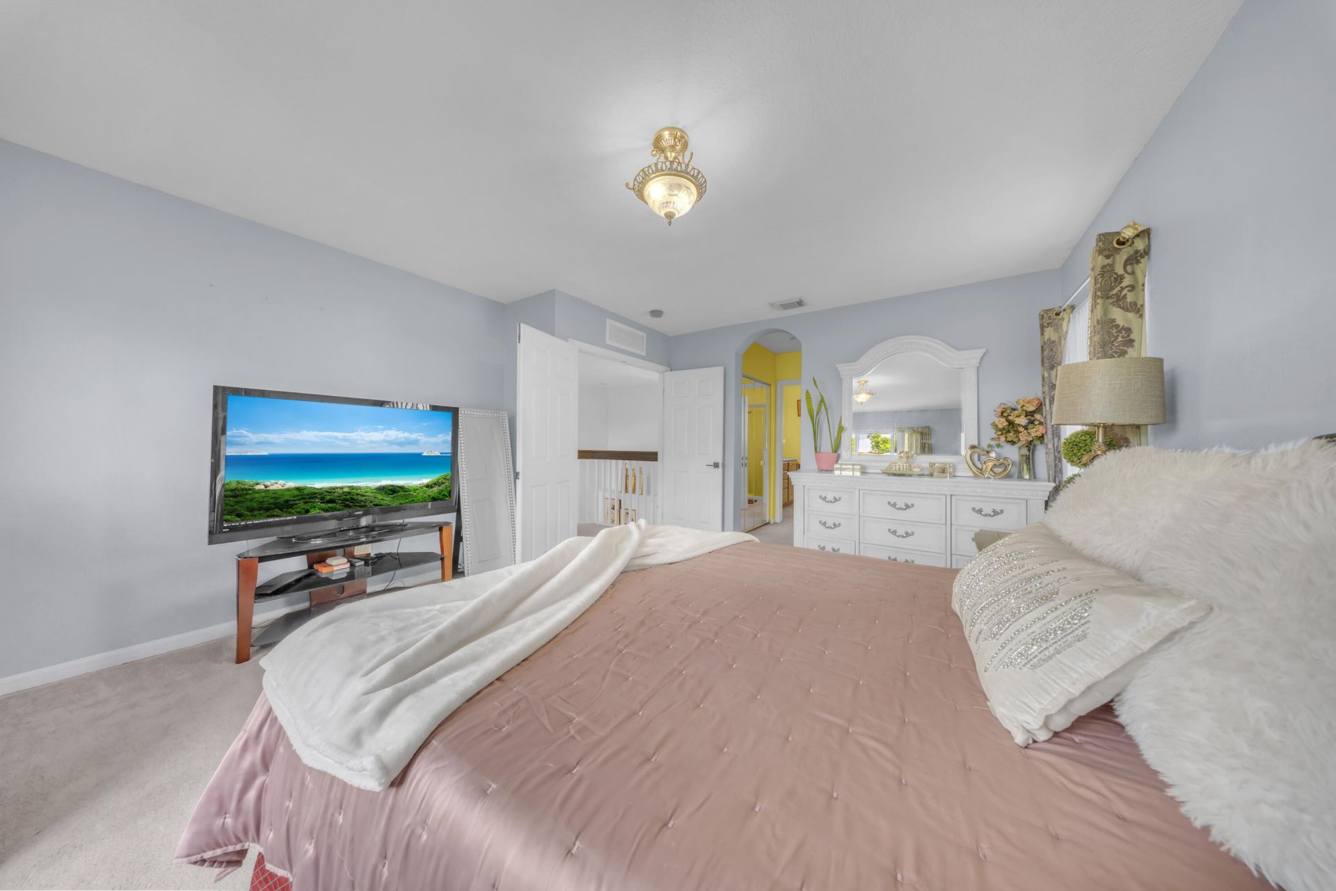 726 Gazetta Way, West Palm Beach, FL 33413 Photo