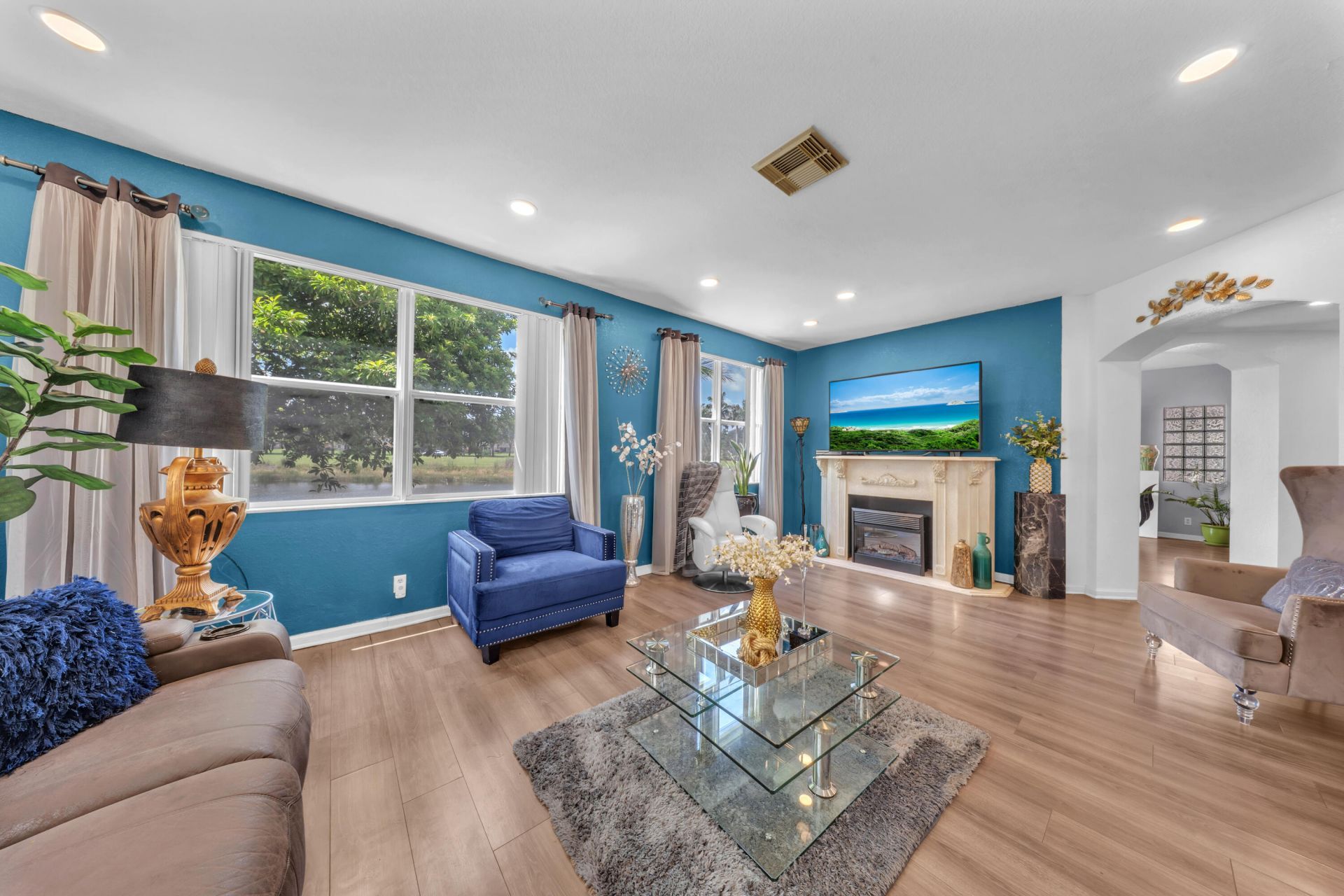 726 Gazetta Way, West Palm Beach, FL 33413 Photo