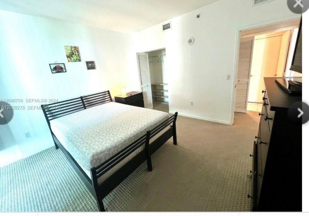 951 Brickell Ave , Unit 709, Miami, FL 33131 Photo