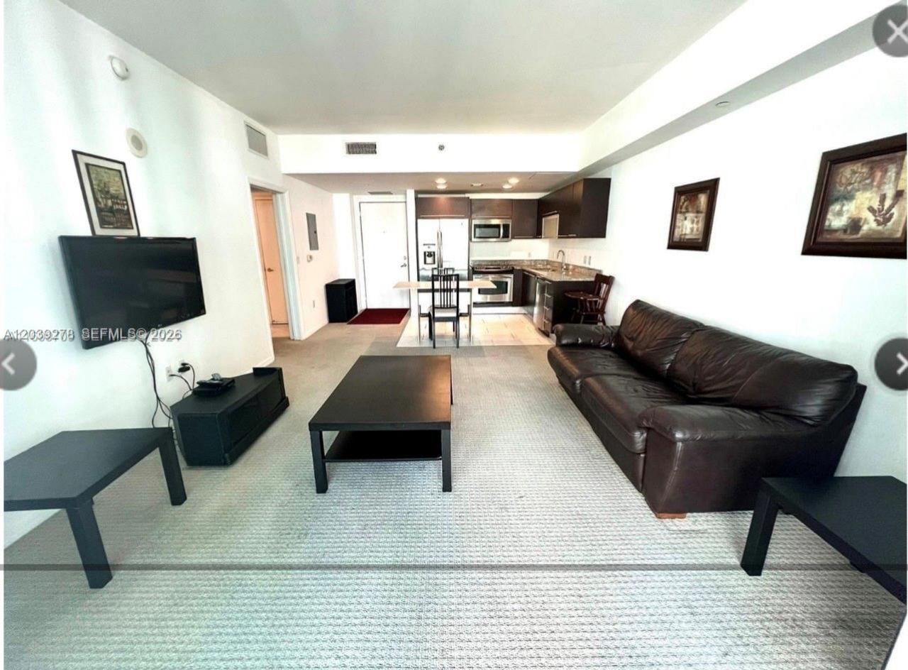 951 Brickell Ave , Unit 709, Miami, FL 33131 Photo