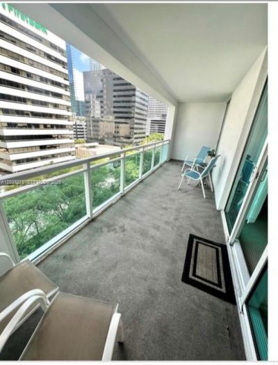 951 Brickell Ave , Unit 709, Miami, FL 33131 Photo
