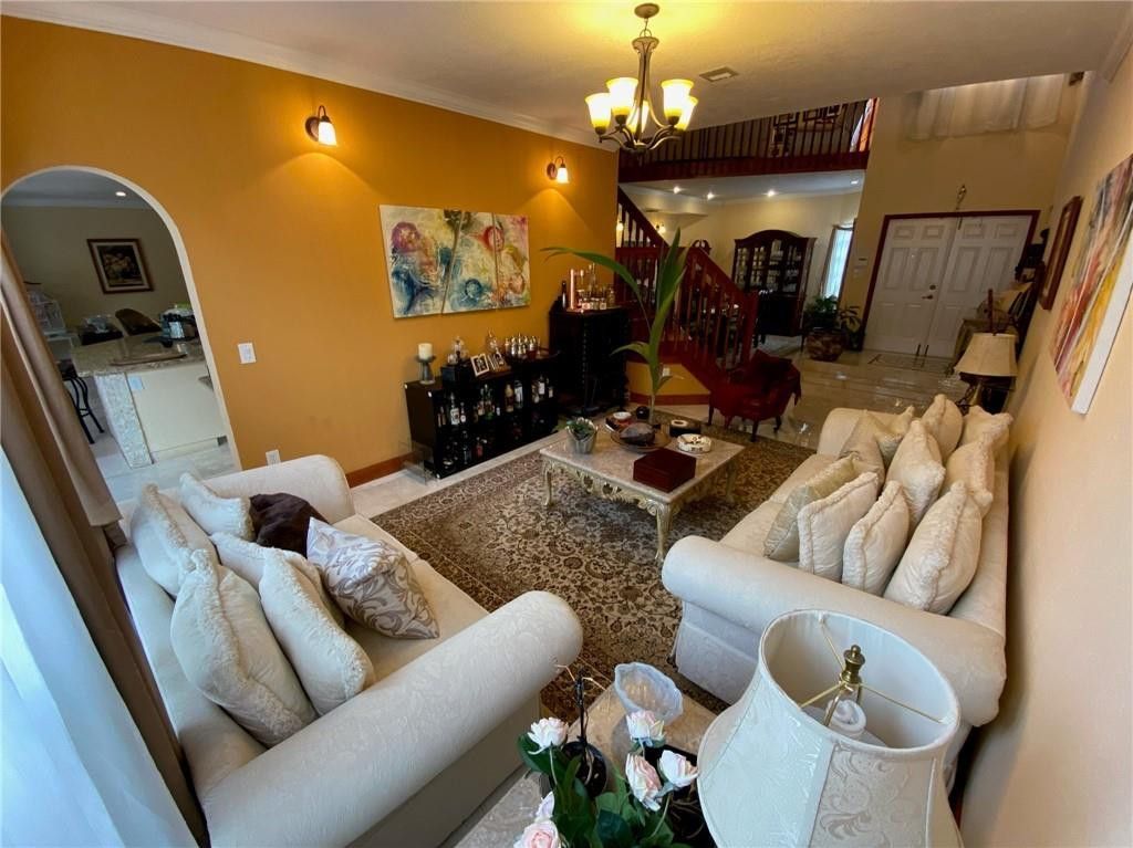 10747 NW 70th Terrace, Doral, FL 33178 Photo
