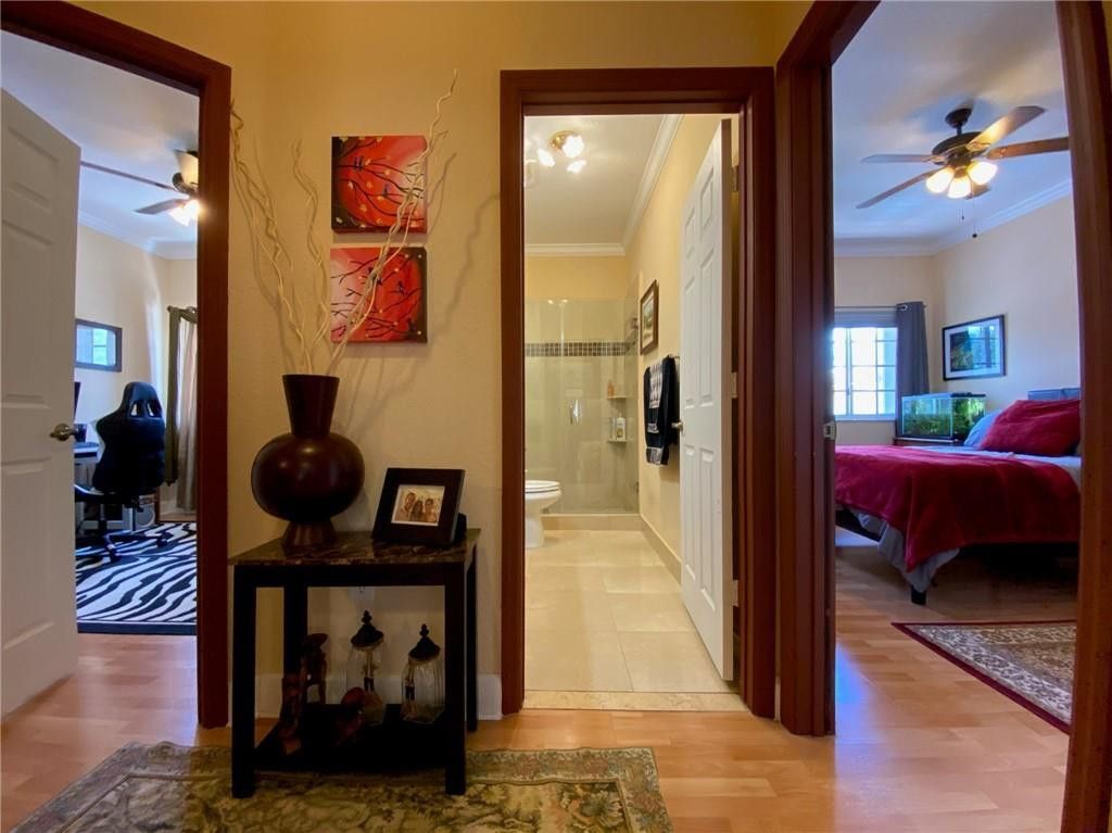 10747 NW 70th Terrace, Doral, FL 33178 Photo