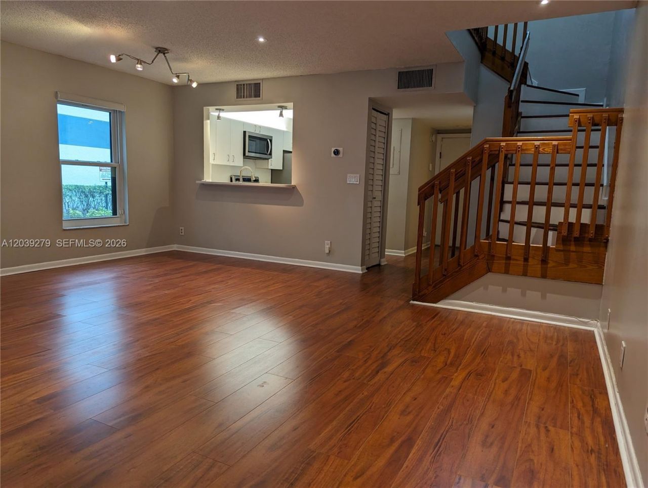 3446 Oak Dr , Hollywood, FL 33021 Photo