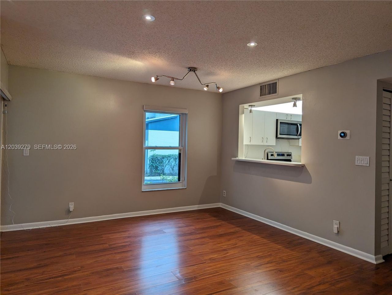 3446 Oak Dr , Hollywood, FL 33021 Photo