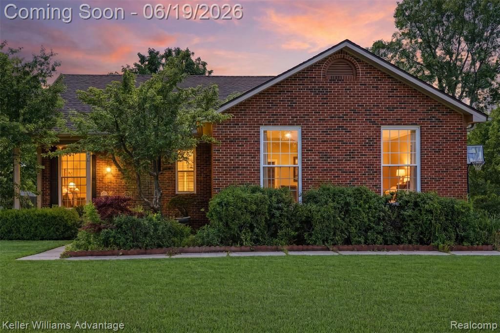 24438 Cote D Nel Drive, Farmington Hills, MI 48336 Main Photo