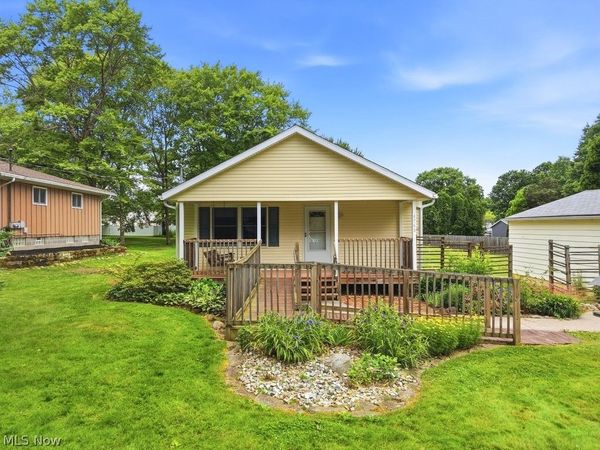 4760 Sunnyside Drive , Stow, OH 44224
