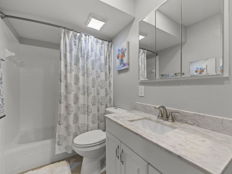 1580 Lafayette Drive , Columbus, OH 43220 Photo 21