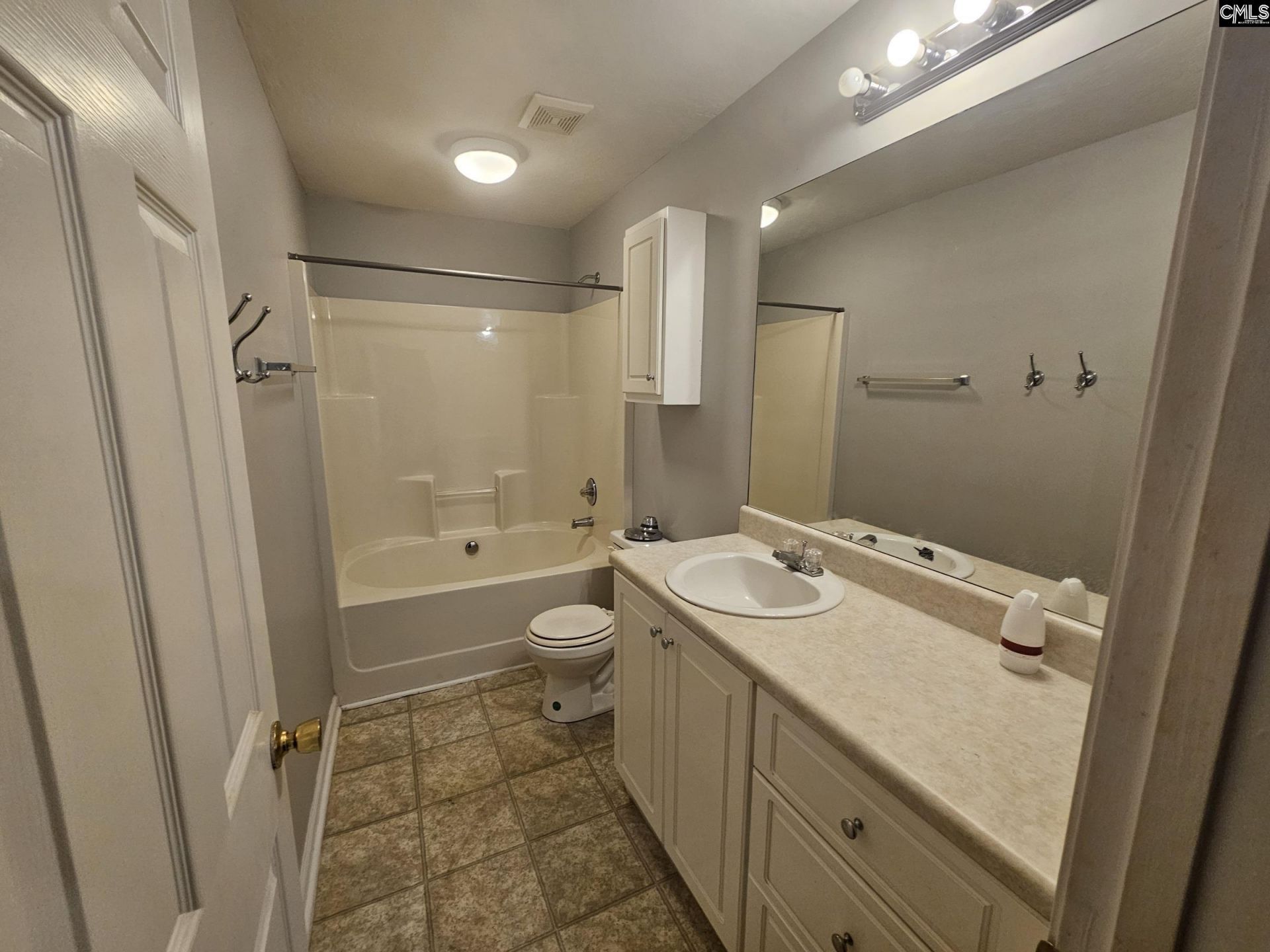 240 Philmont Drive  Photo 13