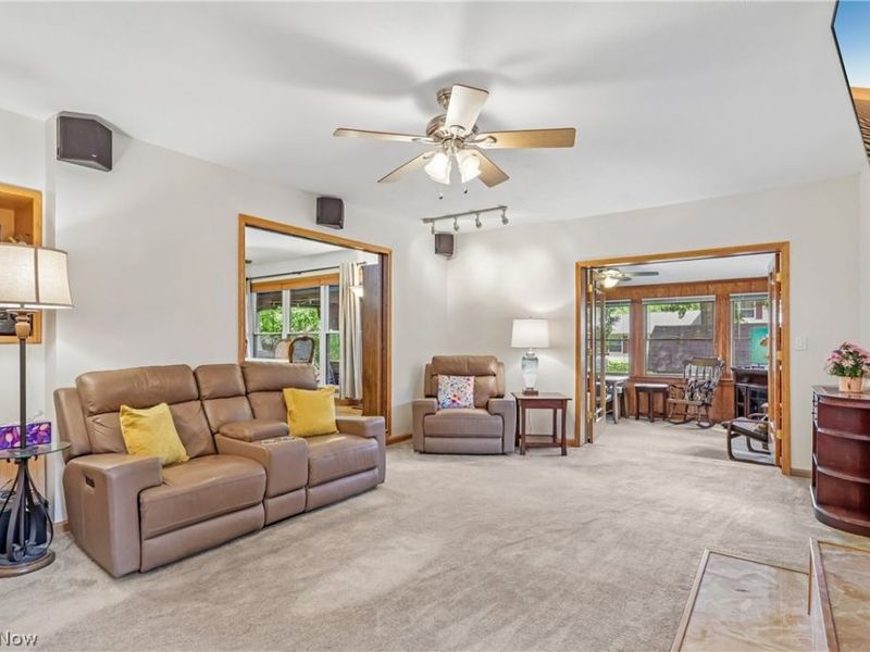 10249 Fairtree Drive, Strongsville, OH 44149 Photo 4