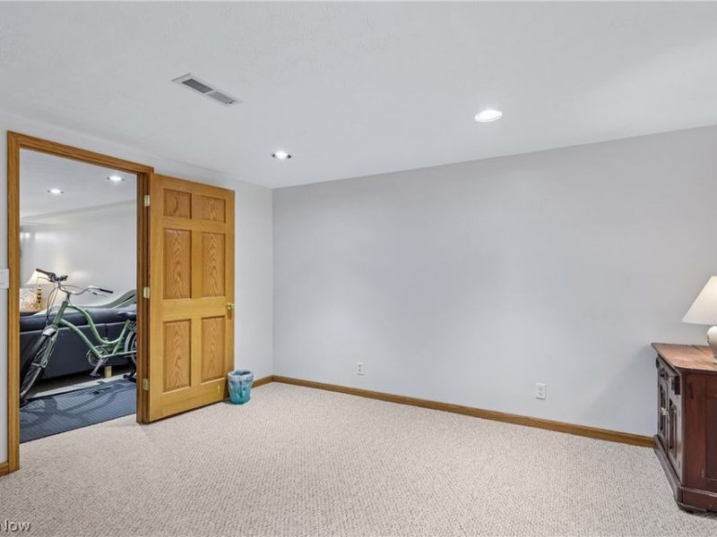 10249 Fairtree Drive, Strongsville, OH 44149 Photo 42