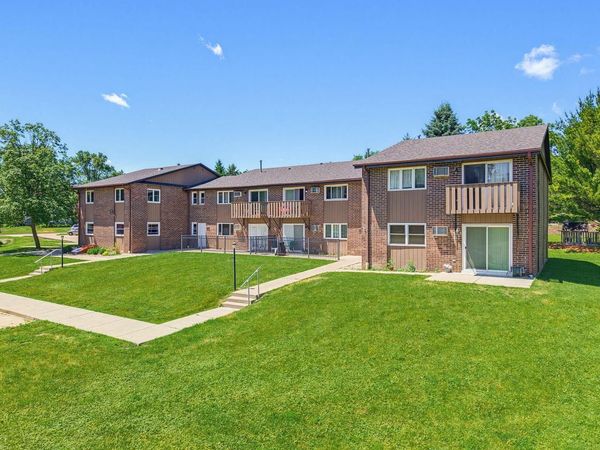 420 Racine STREET, Unit 103, Waterford, WI 53185