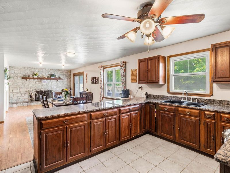 5773 Short Road, New Carlisle, OH 45344 Photo 18