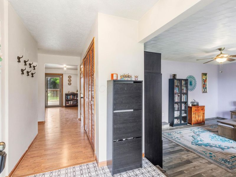 5773 Short Road, New Carlisle, OH 45344 Photo 9