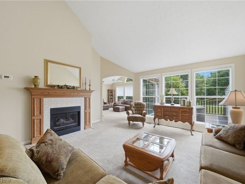 1652 Southpointe Circle NE, Canton, OH 44714 Photo 14