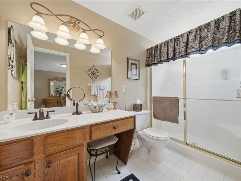1652 Southpointe Circle NE, Canton, OH 44714 Photo 23