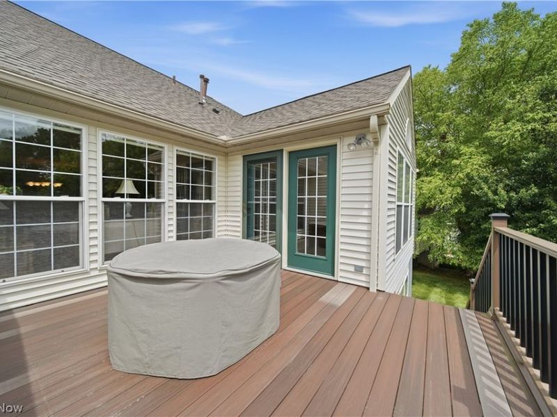 1652 Southpointe Circle NE, Canton, OH 44714 Photo 38