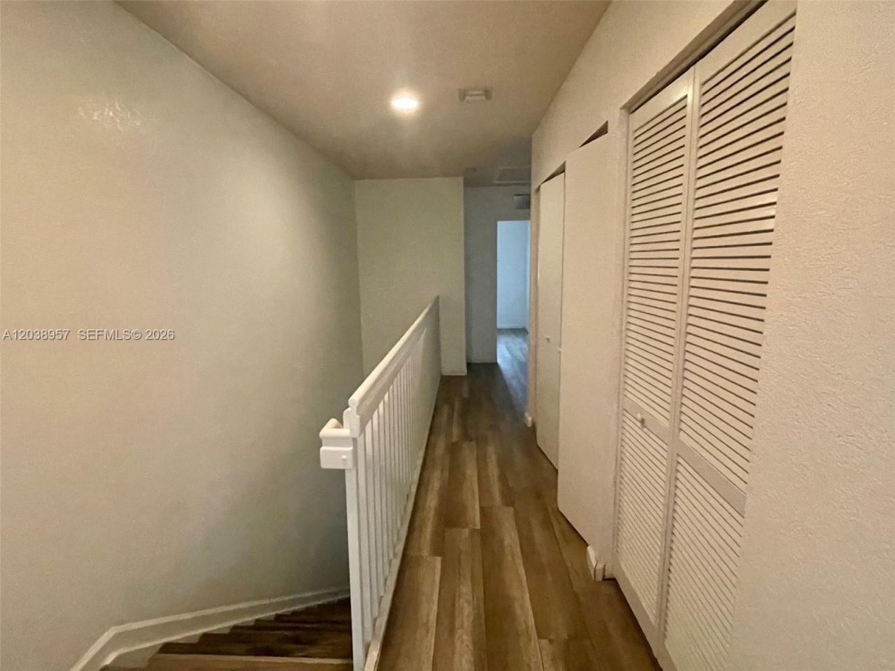 35 SE 3rd Ave, Unit 11, Hallandale Beach, FL 33009 Photo