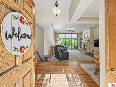 9920 S 172 Circle, Omaha, NE 68136
