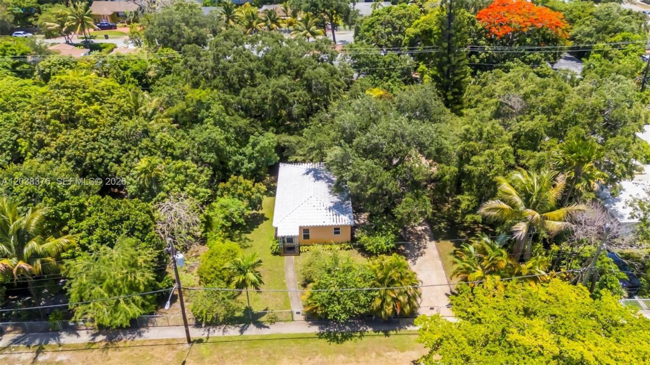 955 NE 128th St, North Miami, FL 33161 Photo
