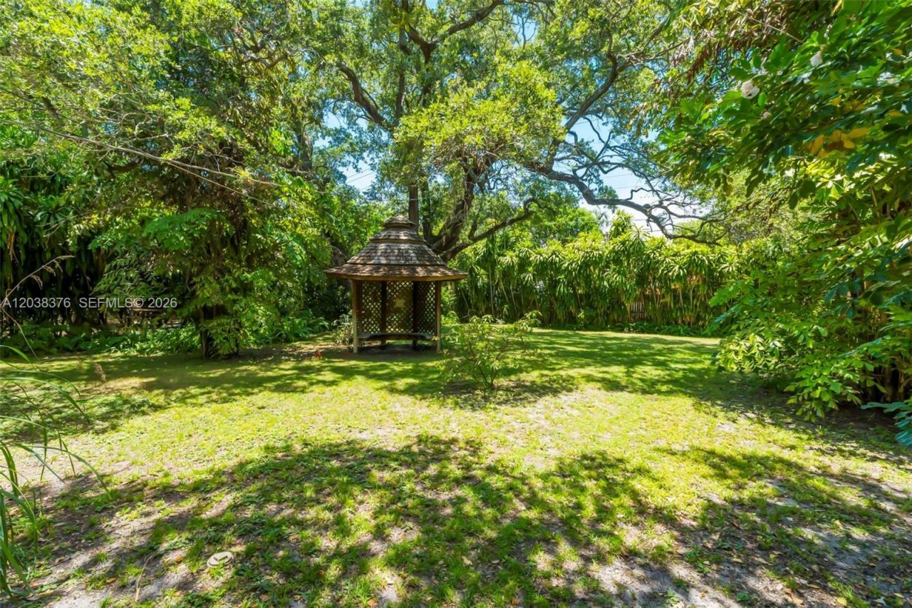 955 NE 128th St, North Miami, FL 33161 Photo