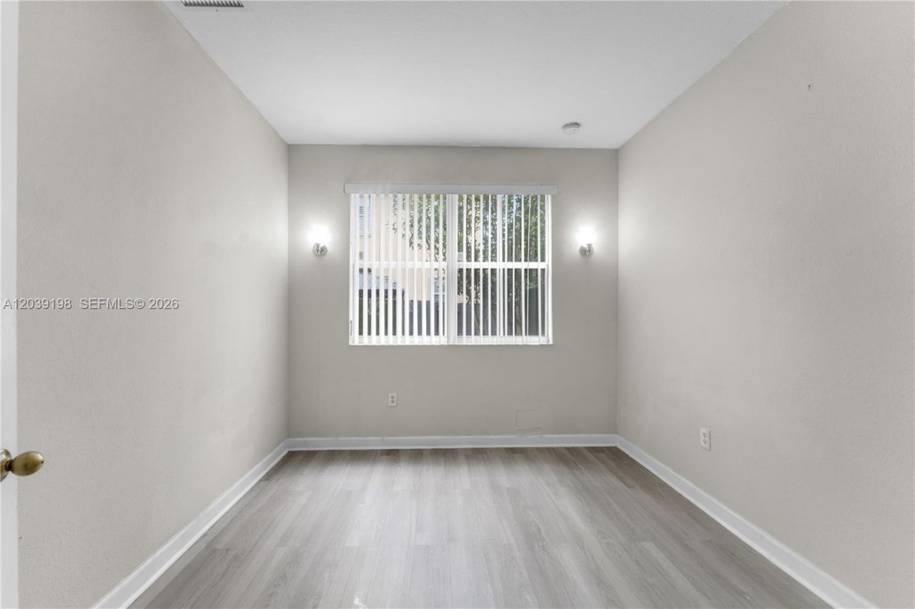 14970 SW 9th Ter, Miami, FL 33194 Photo