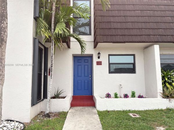 1606 NW 90th Way , Unit 1606, Pembroke Pines, FL 33024