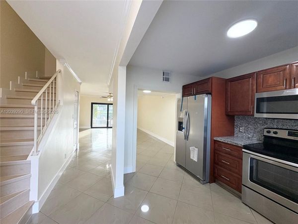 1606 NW 90th Way, Unit 1606, Pembroke Pines, FL 33024