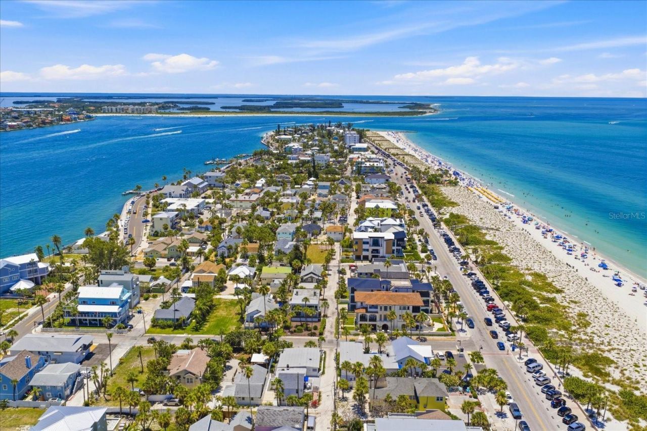 109 14th Avenue, Saint Pete Beach, FL 33706 Photo