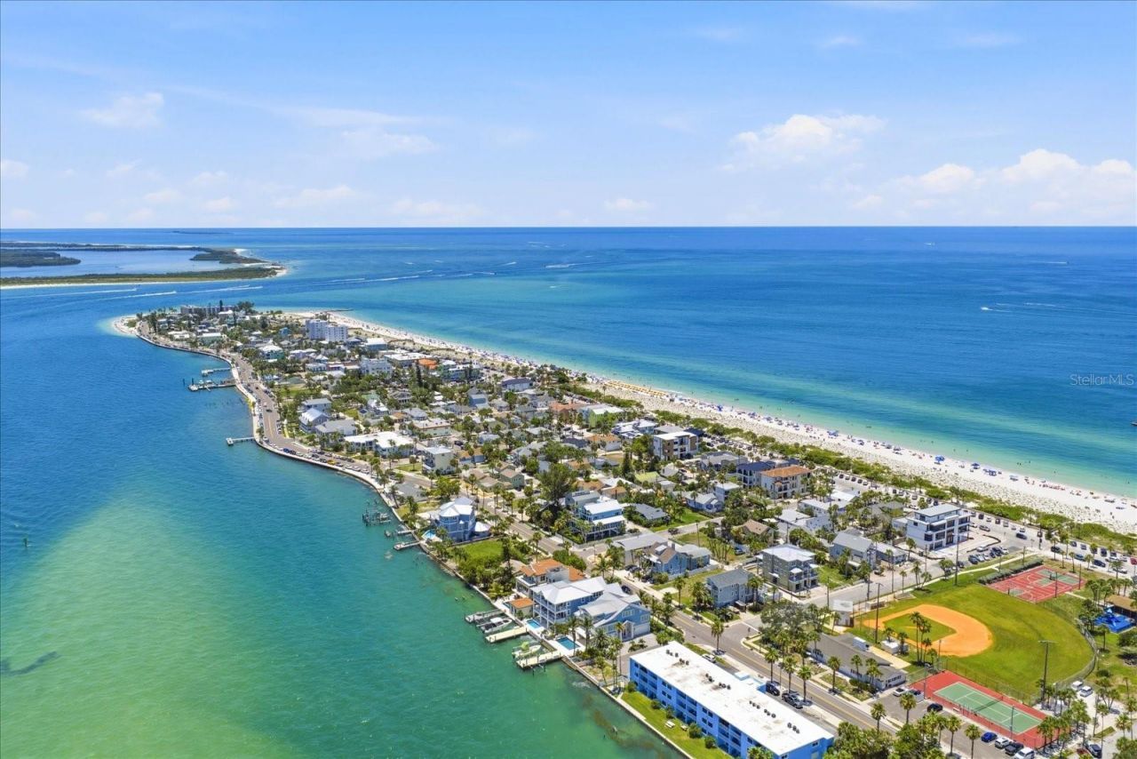 109 14th Avenue, Saint Pete Beach, FL 33706 Photo
