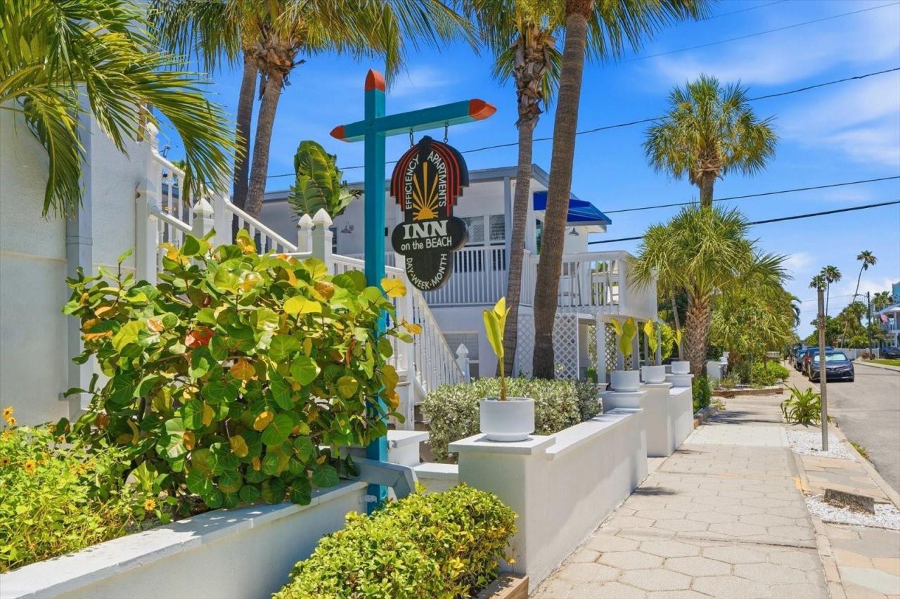 109 14th Avenue, Saint Pete Beach, FL 33706 Photo