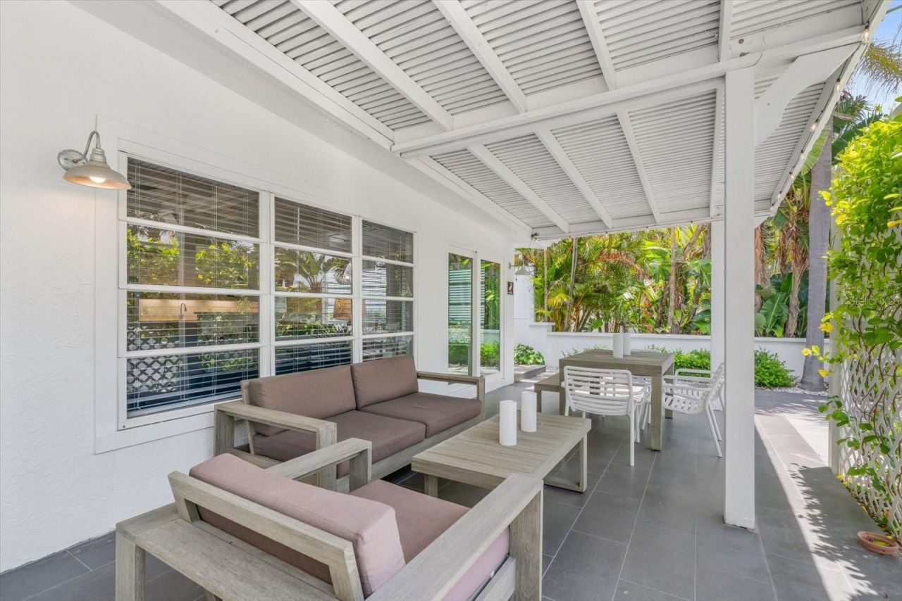 109 14th Avenue, Saint Pete Beach, FL 33706 Photo