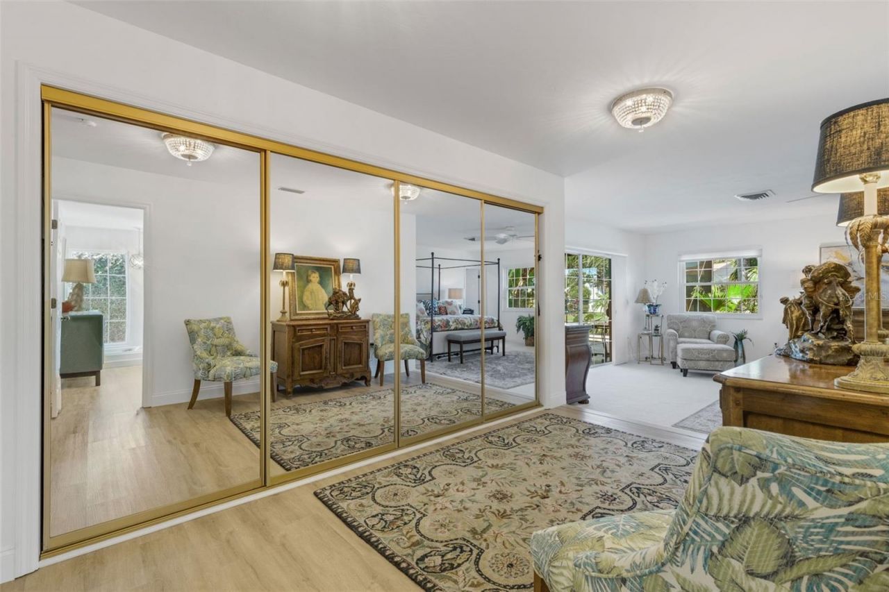 5679 Country Lakes Drive, Unit 7, Sarasota, FL 34243 Photo