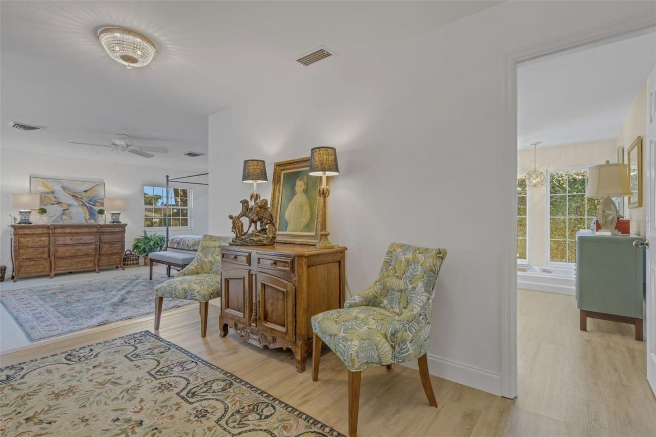 5679 Country Lakes Drive, Unit 7, Sarasota, FL 34243 Photo