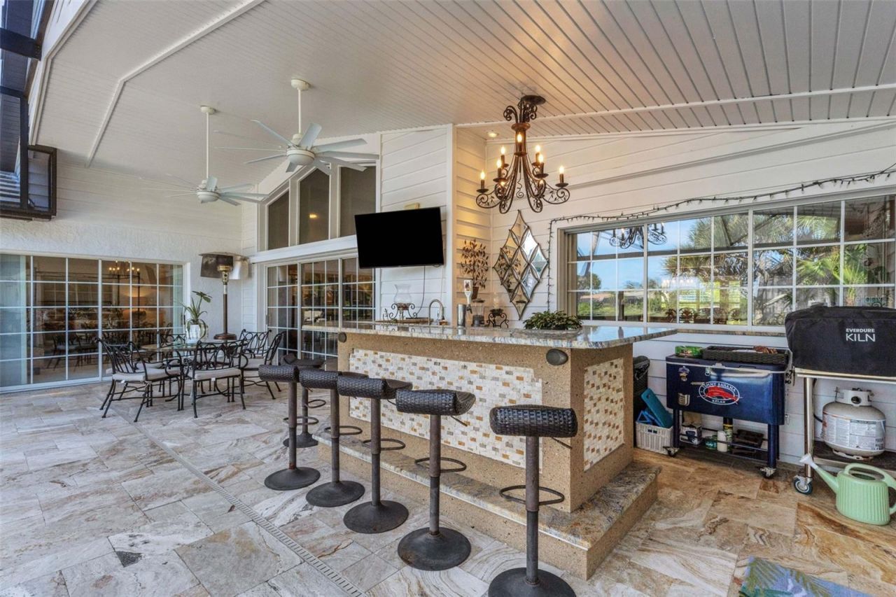 5679 Country Lakes Drive, Unit 7, Sarasota, FL 34243 Photo
