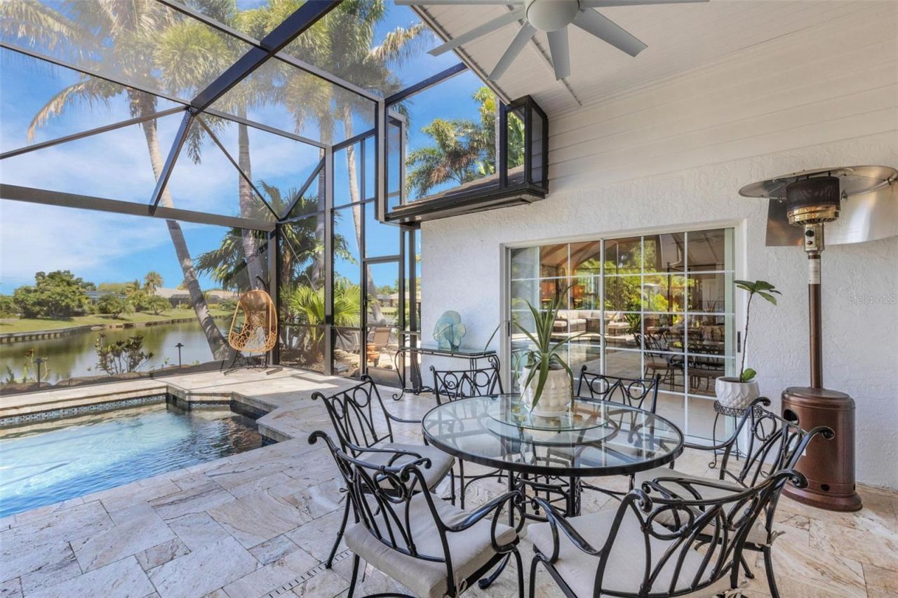 5679 Country Lakes Drive, Unit 7, Sarasota, FL 34243 Photo