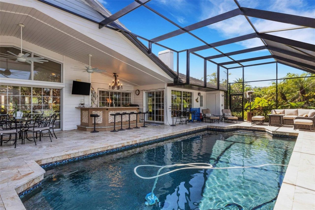 5679 Country Lakes Drive, Unit 7, Sarasota, FL 34243 Photo
