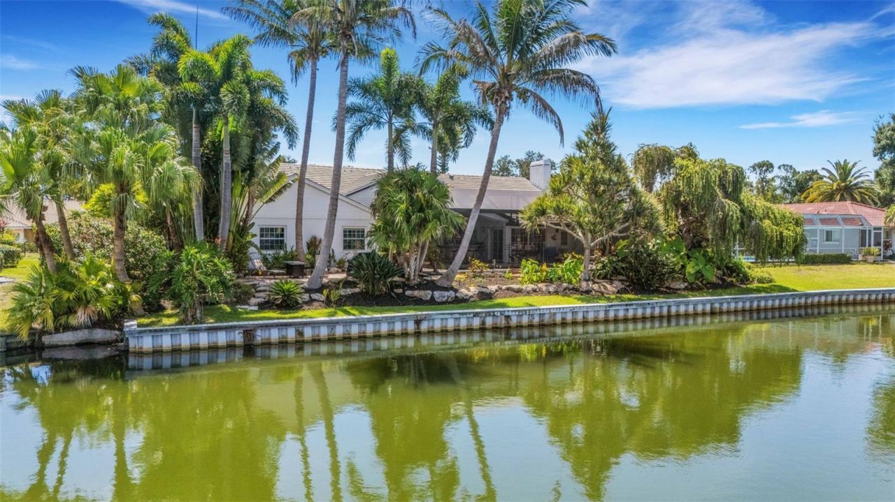 5679 Country Lakes Drive, Unit 7, Sarasota, FL 34243 Photo
