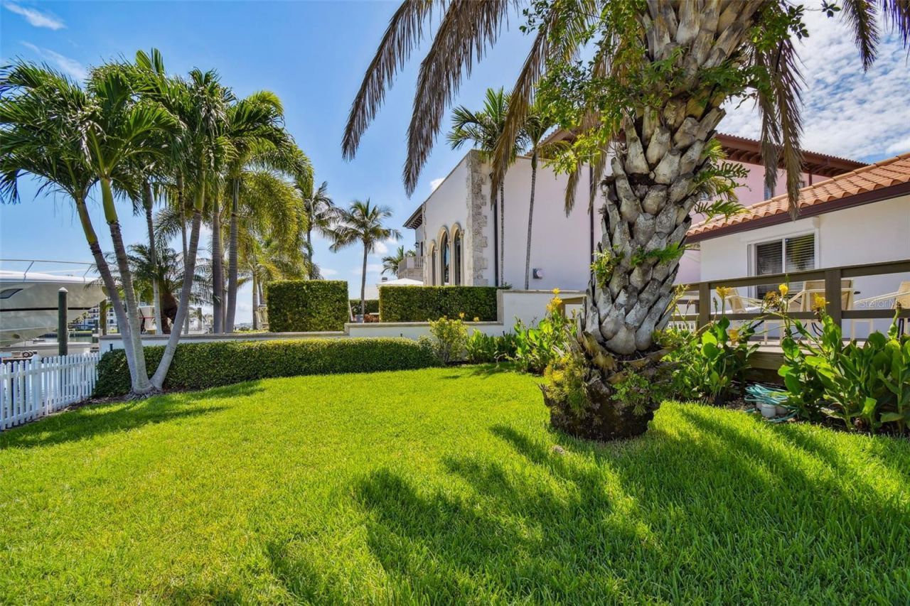 205 Harrison Avenue, Belleair Beach, FL 33786 Photo