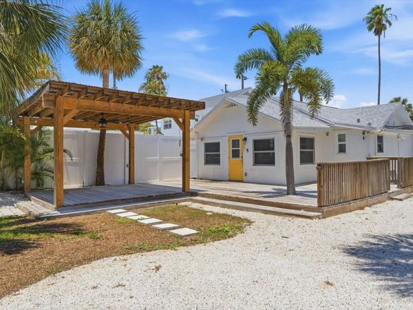 107 14TH AVENUE , ST PETE BEACH, FL 33706